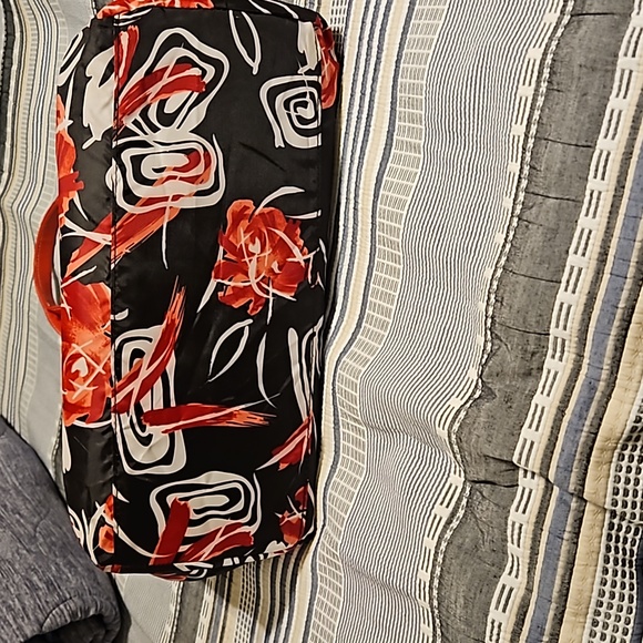 Purse - Picture 2 of 3